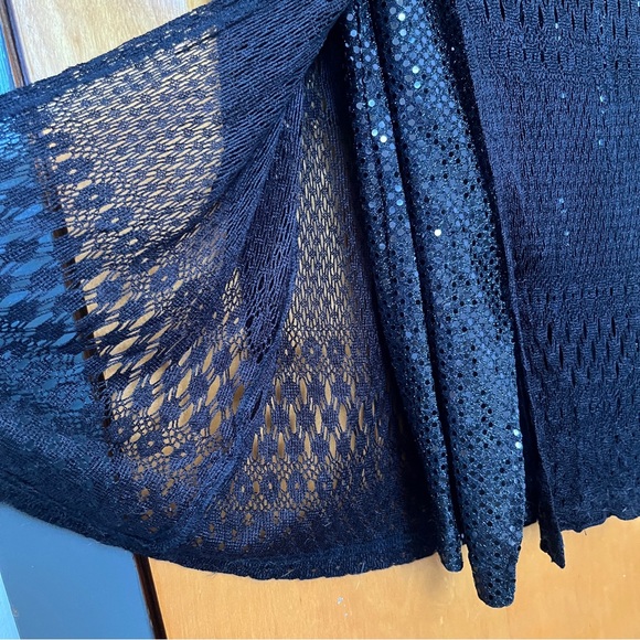 Black double-layered lace and sequins maxi dress - Picture 15 of 16